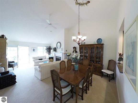 4th image of 3059 Crown Wood Ct