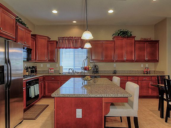 2nd image of 870 Golden Pond Dr
