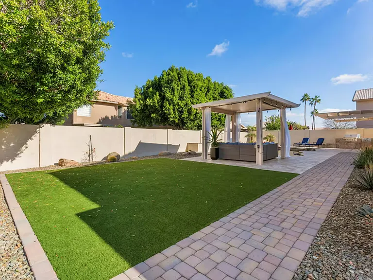 7720 W Karen Lee Ln — Photo 6