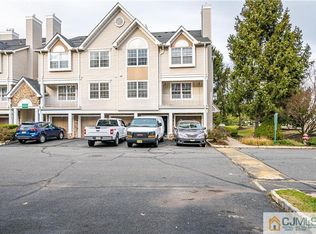 4 Prestwick Way, Edison, NJ 08820