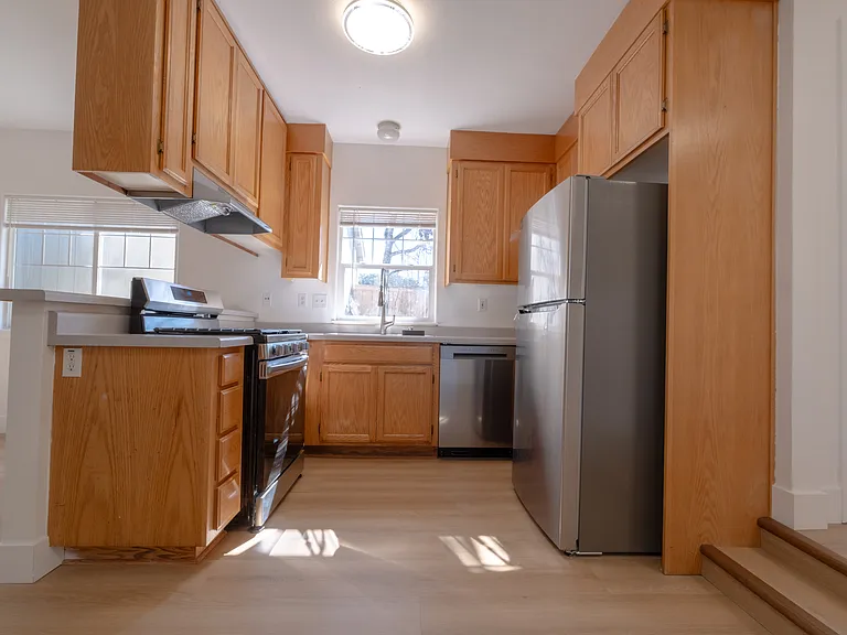 1215 Hidden Creek Pl #B — Photo 4