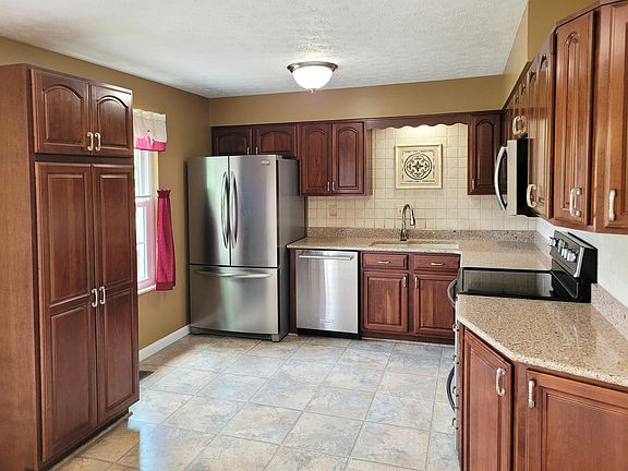 4th image of 6451 Westland Dr