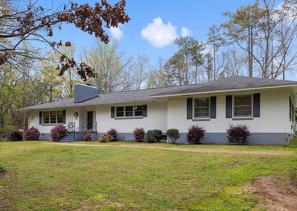 130 Old Abbeville Hwy, Greenwood, SC 29649 | Zillow