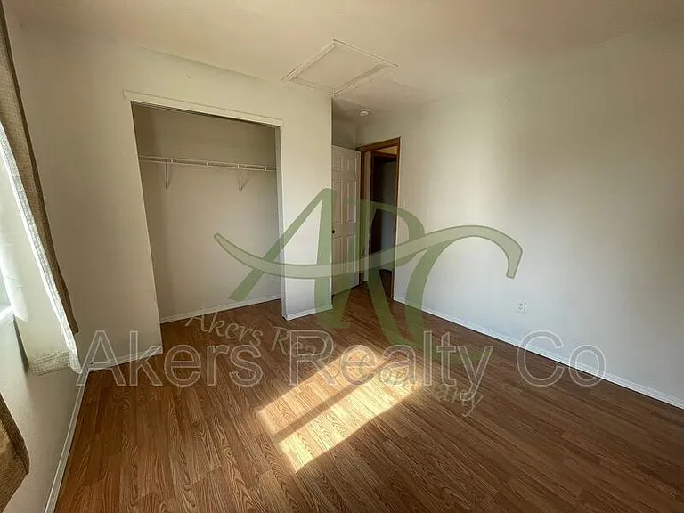 3003 Ontario St — Photo 14