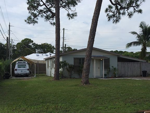 Additional parking for RV