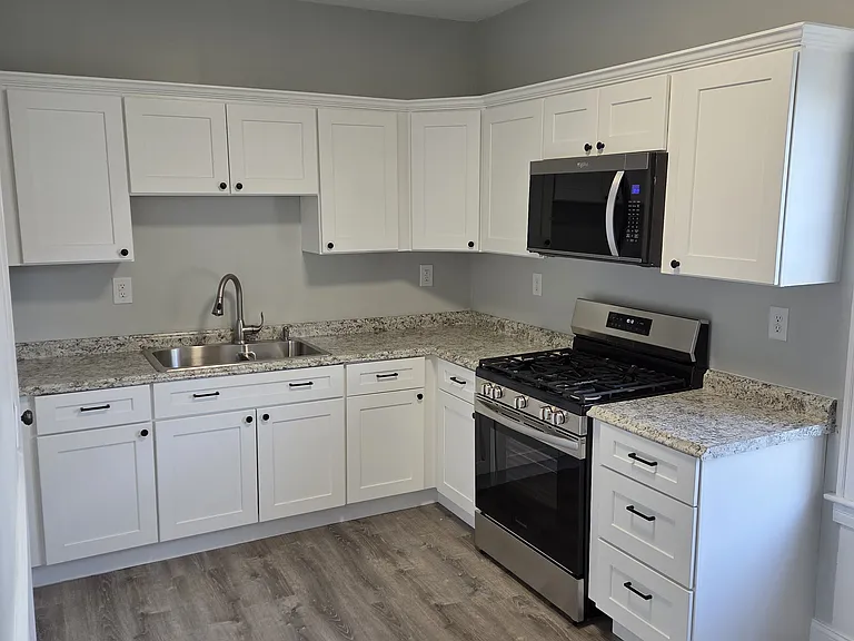 725 Prospect St #2 — Photo 9