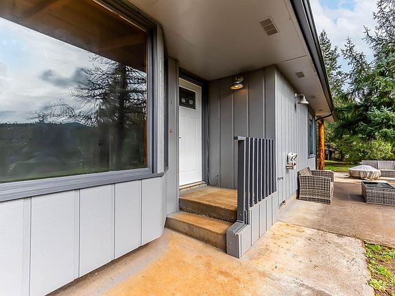 3rd image of 48187 McFarland Rd