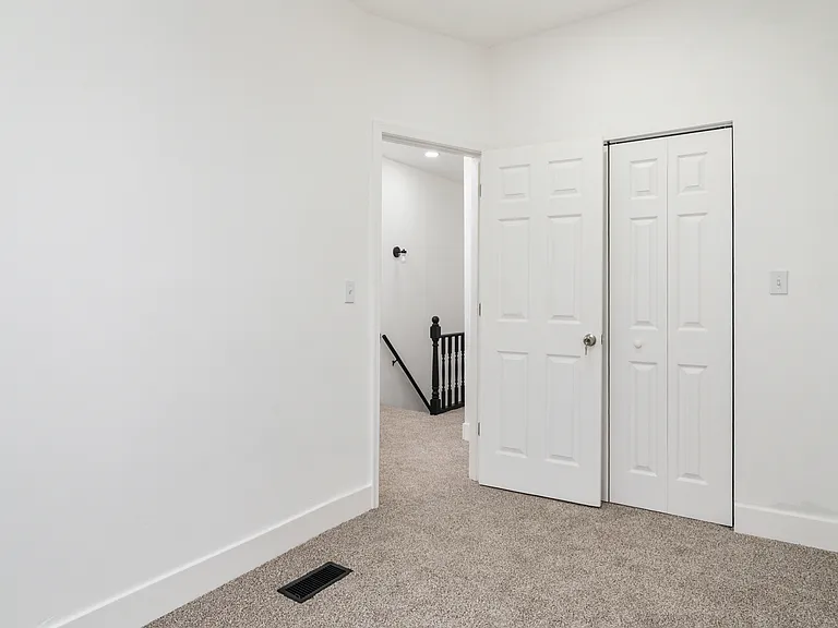 62 N Gorman Ave — Photo 10