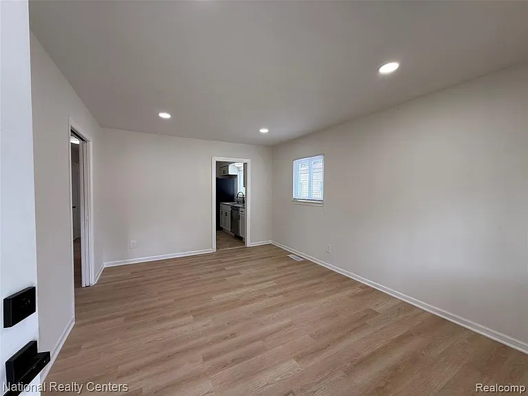 13440 Charlotte Ave — Photo 5