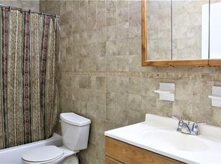 61 Canterbury Ct, Piscataway, NJ 08854