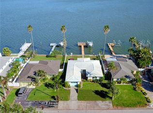 838 Bay Point Dr, Madeira Beach, FL 33708