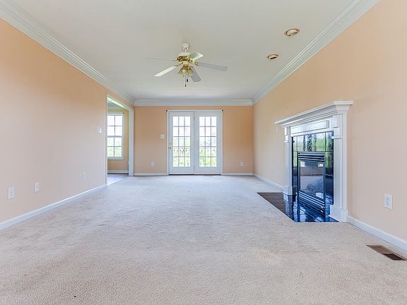 4th image of 5605 Gateswalk Ln