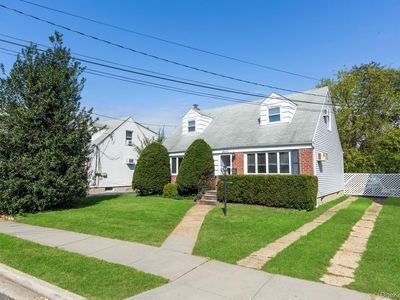 7 Washington Street, Hicksville, NY, 11801