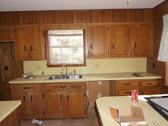 5th image of 12 Blue Ridge Dr