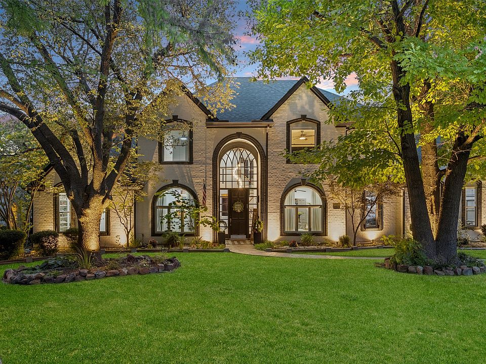 1st image of 2410 Bastille Ct