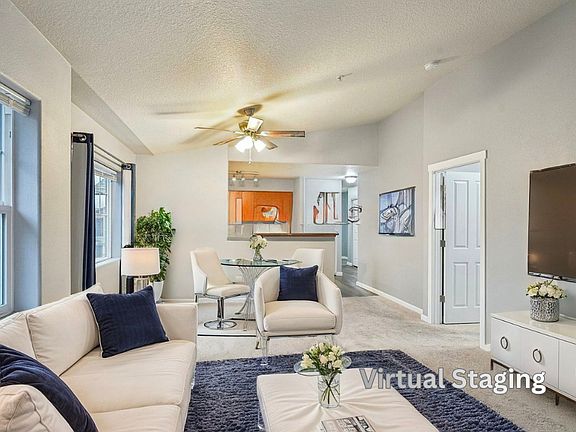 2nd image of 10654 NE Holly St #307A