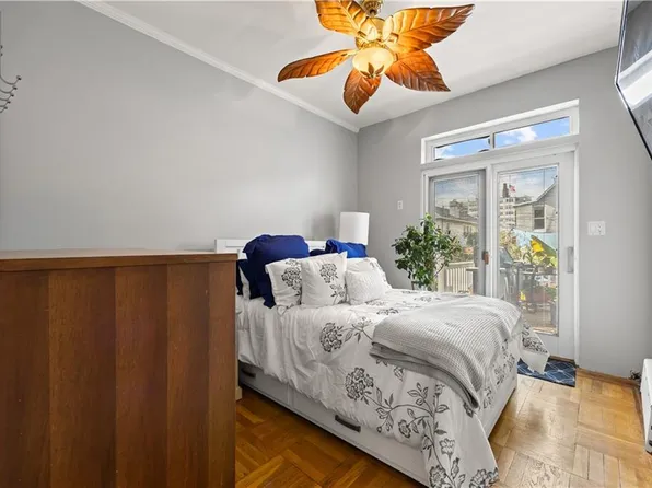 2724 East 27th Street image 16 of 34