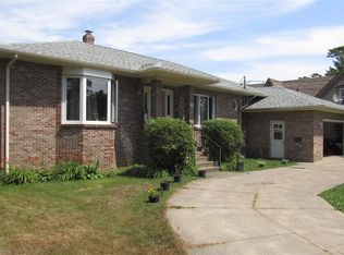 40 Huntington St, Yarmouth, NS B5A2S3
