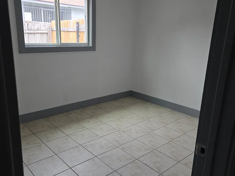 10003 Quail Valley Blvd #B — Photo 14