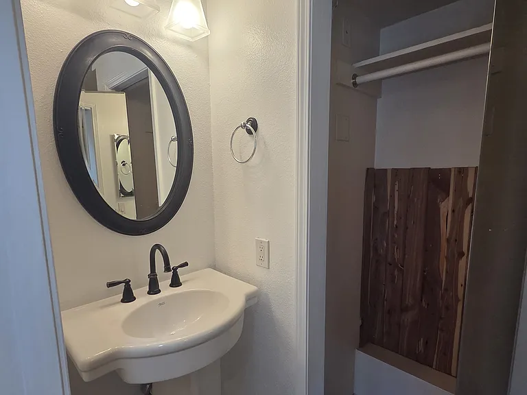 7492 Seabluff Dr #107 — Photo 18