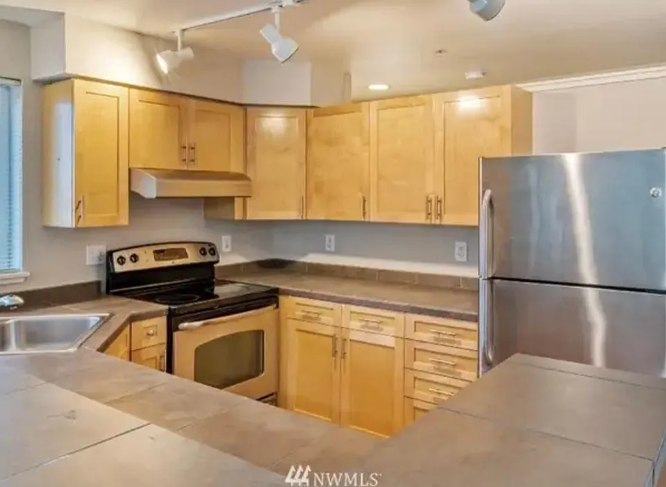 3926 243rd Pl SE #H