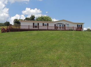 100 Pine Tree Ln, Independence, VA 24348