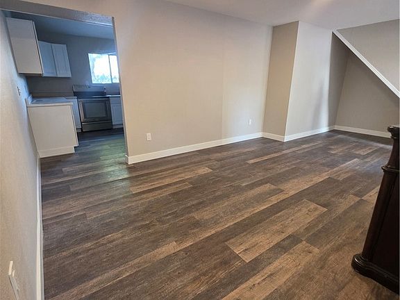 3rd image of 20370 Lakeridge Dr