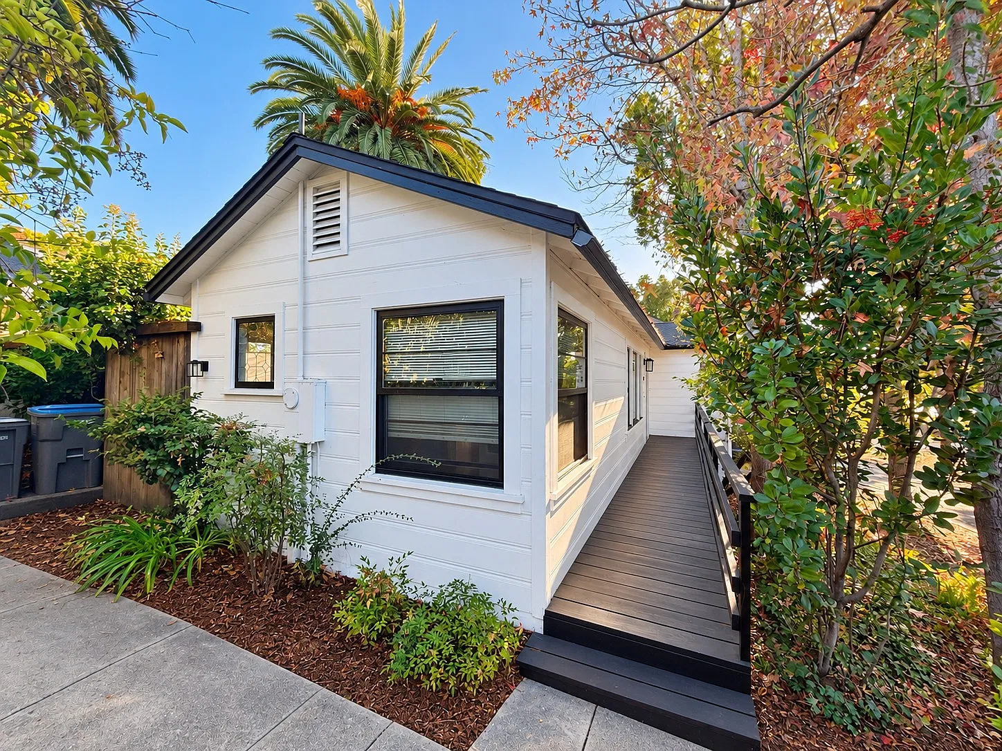 2 bed, $3,990 — Photo 2