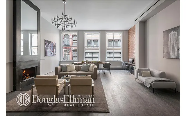 Sold by Douglas Elliman | media 17