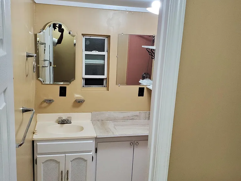 107 Chandler Ave #MANUFACTUR — Photo 23