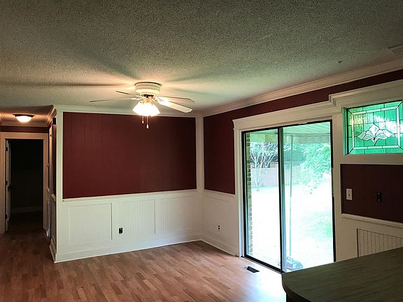 5th image of 103 Hickory Dr