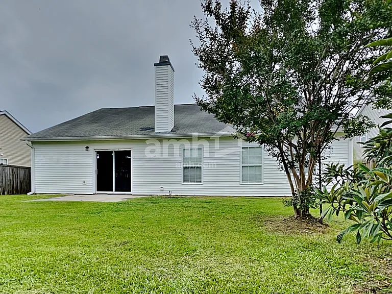 304 Southport Dr — Photo 20