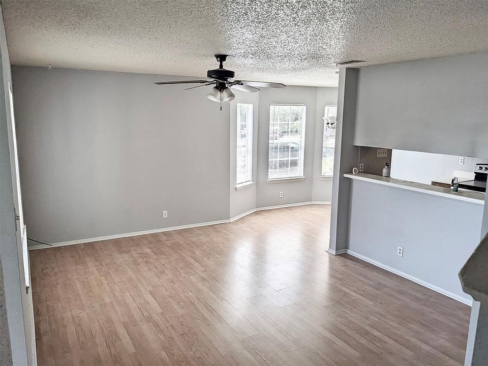 2102 Kirksey Dr APT C, Austin, TX 78741 | Zillow