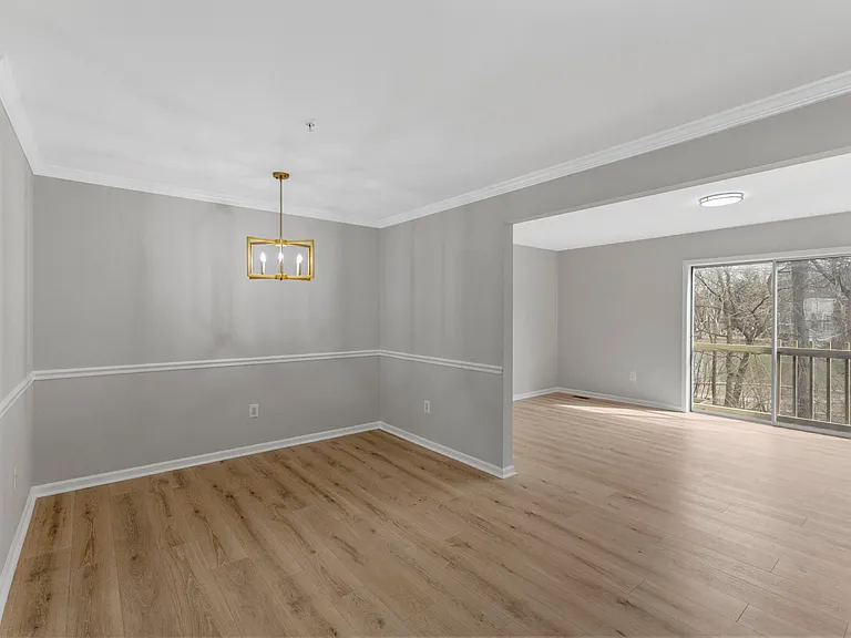946 Monet Dr — Photo 17
