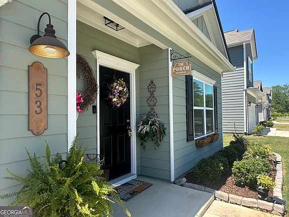 2nd image of 53 Bennett Way
