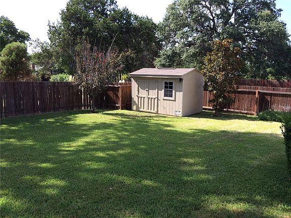 3rd image of 11420 Midbury Ct