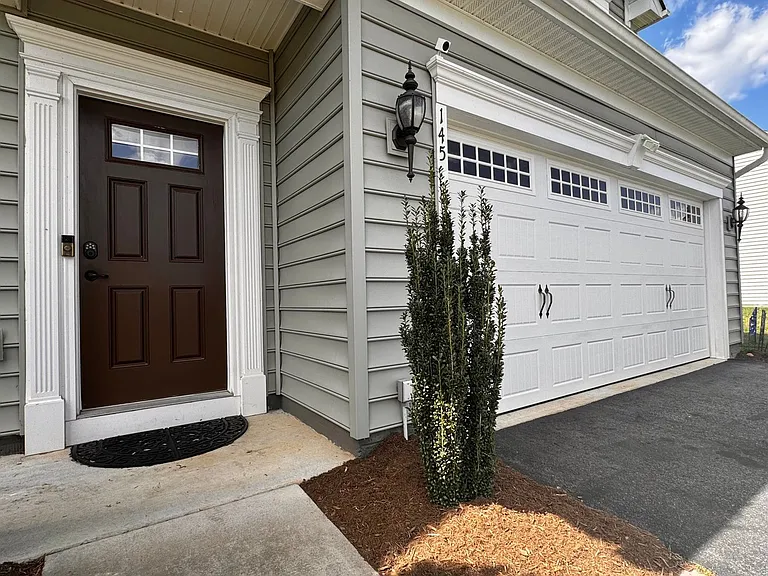 145 Holly Hill Dr — Photo 6