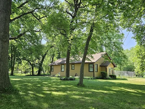 N55W25999 Richmond ROAD, Lisbon, WI 53089
