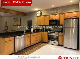 206 Aaron Smith Dr, Bridgeport, WV 26330