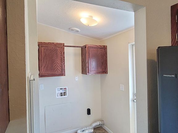 3rd image of 1330 Muskrat Ln