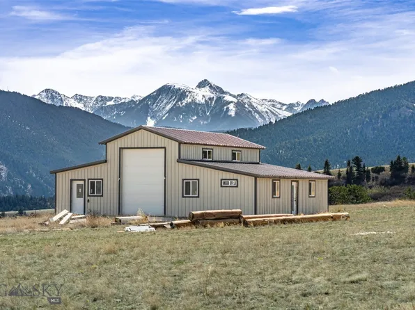 137 Buffalo Trl, Livingston, MT 59047