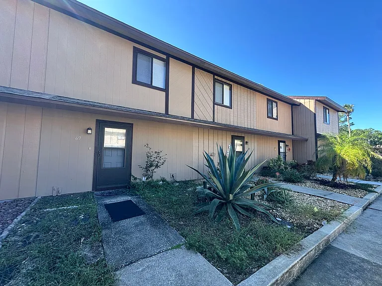 69 Village Dr — Photo 1