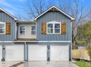 109 N Smallwood Pl, Charlotte, NC 28216