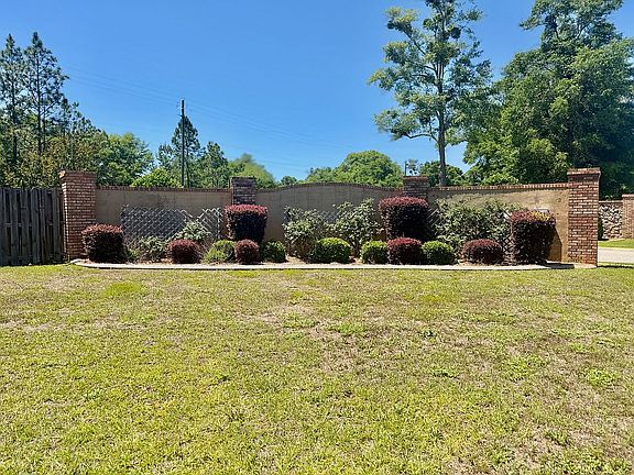 3rd image of 4229 Saddlewood Dr