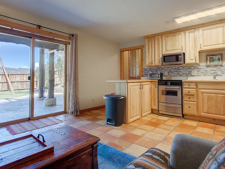 370 Kelhi Ct — Photo 35