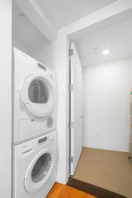 Rented by L Rose Realty (Brokerage) | media 25