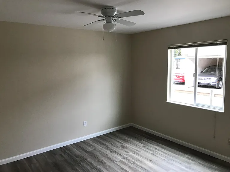 580 Columbia Ave #2 — Photo 2