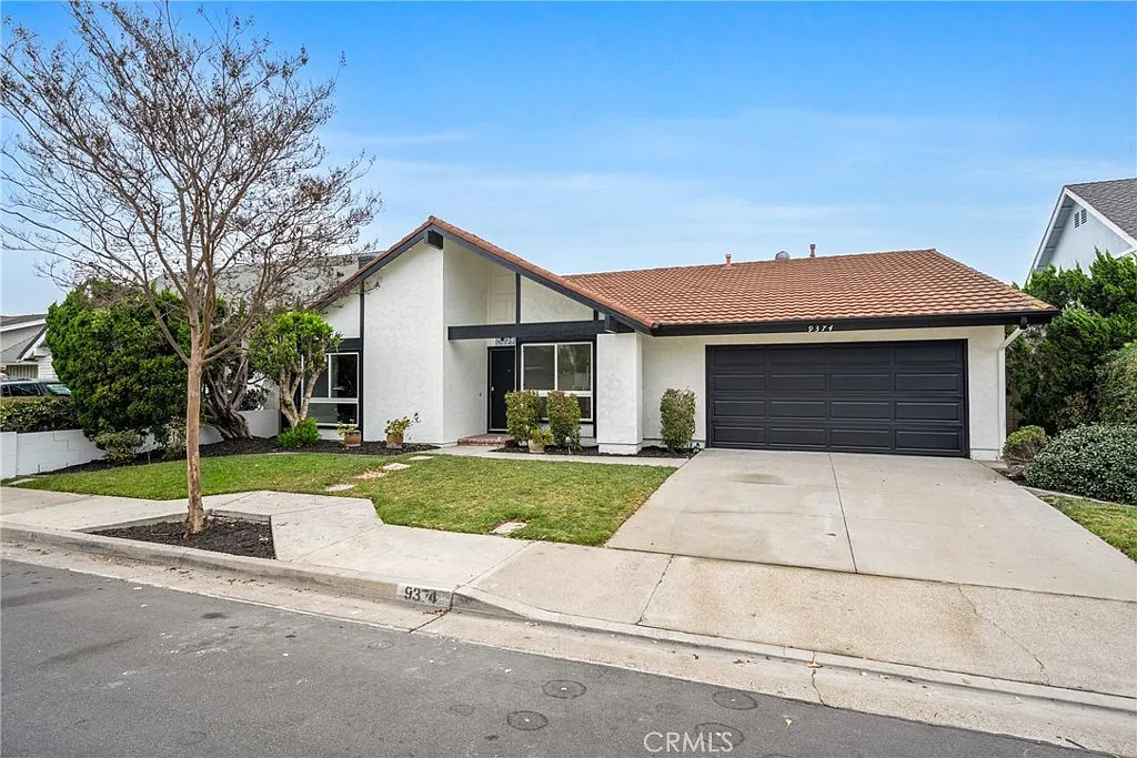 4 bed, 1988 sqft, $5,000 — Photo 1