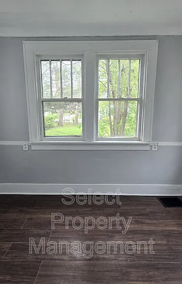 1726 Tecumseh St — Photo 9