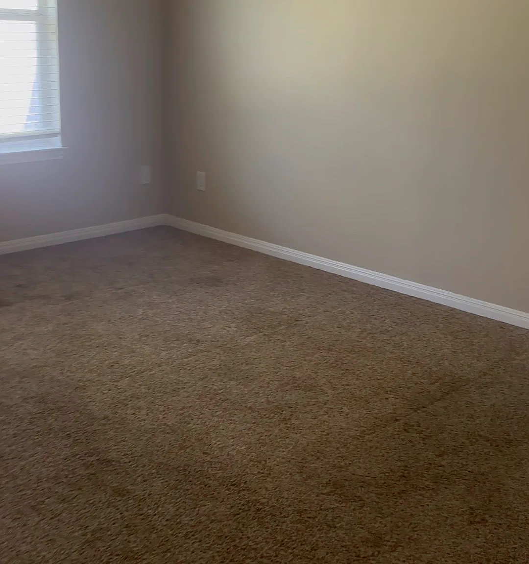 3 bed, 1127 sqft, $1,550 — Photo 3
